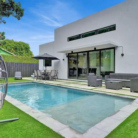 Design House -Heated Pool -Big Yard -Gated Parking Villa Miami Exterior foto