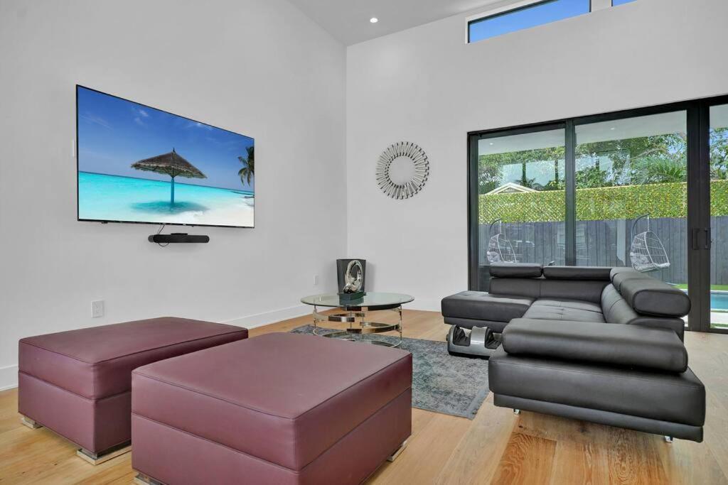 Design House -Heated Pool -Big Yard -Gated Parking Villa Miami Exterior foto