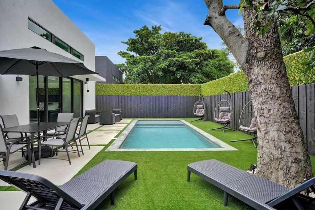Design House -Heated Pool -Big Yard -Gated Parking Villa Miami Exterior foto