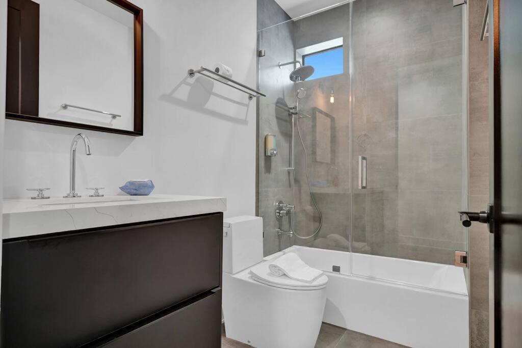 Design House -Heated Pool -Big Yard -Gated Parking Villa Miami Exterior foto