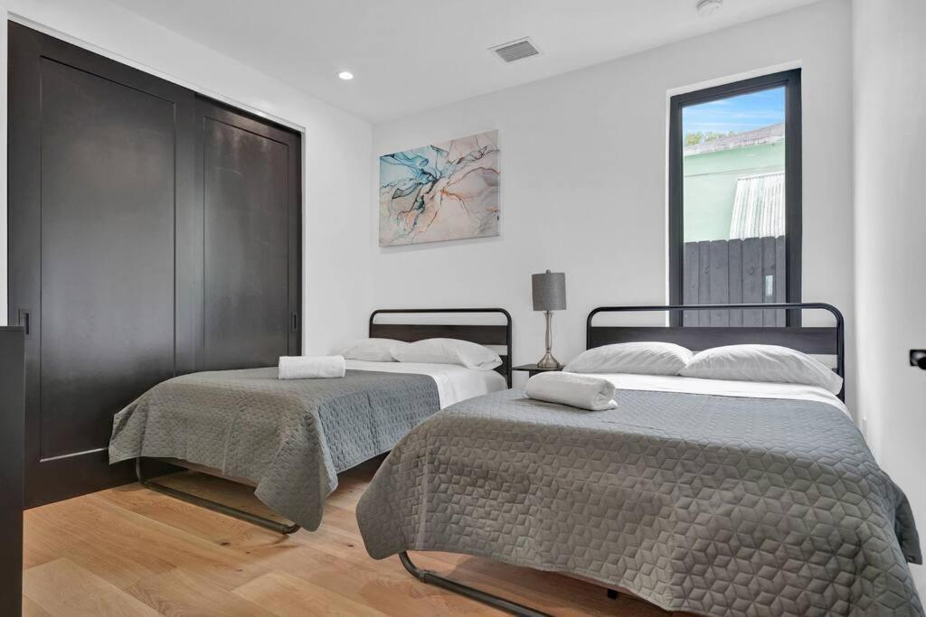 Design House -Heated Pool -Big Yard -Gated Parking Villa Miami Exterior foto